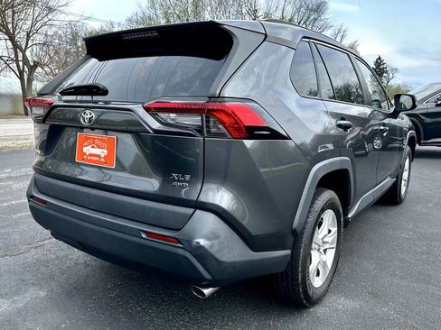 Used 2020 Toyota RAV4 XLE AWD/4WD image 7