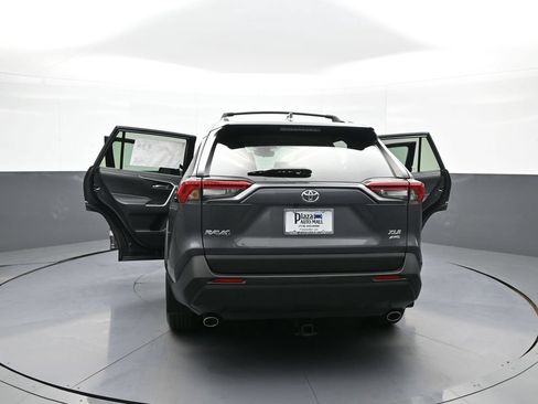 Used 2023 Toyota RAV4 XLE AWD/4WD image 45