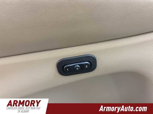 Used 2021 Jeep Grand Cherokee Limited image 9