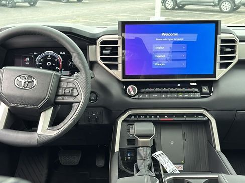 New 2026 Toyota Tundra Limited AWD/4WD image 9