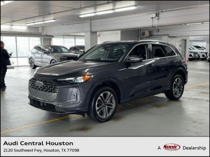 Used 2025 Audi Q5 Premium w/ Convenience Package