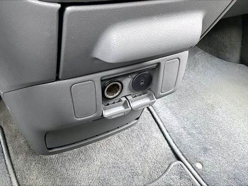 Used 2010 Honda Odyssey EX image 32