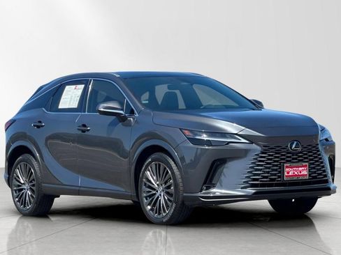 Used 2024 Lexus RX 350 FWD w/ Convenience Package image 8
