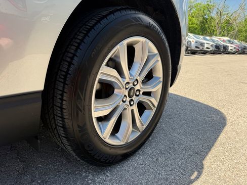 Used 2023 Ford Edge Titanium AWD/4WD image 15