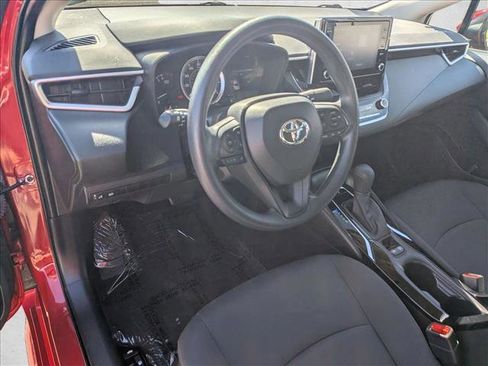 Used 2020 Toyota Corolla LE image 9