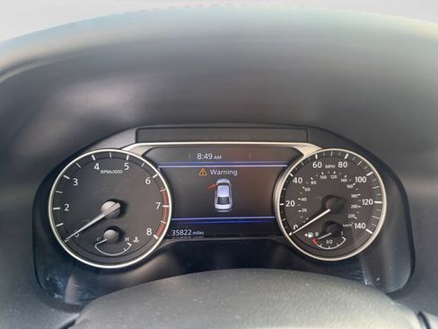 Used 2023 Nissan Altima 2.5 SR FWD image 14