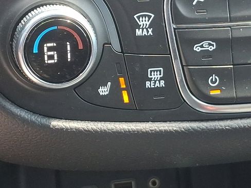 Used 2022 Chevrolet Equinox LT FWD image 25
