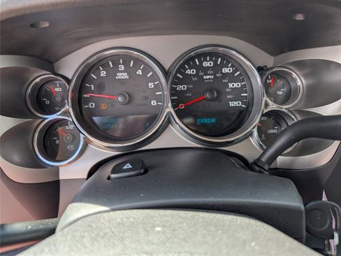 Used 2009 GMC Sierra 1500 SLE w/ Regional Value Package image 16