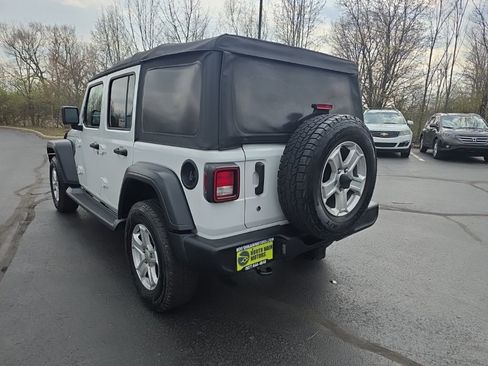 Used 2018 Jeep Wrangler Unlimited Sport S image 5
