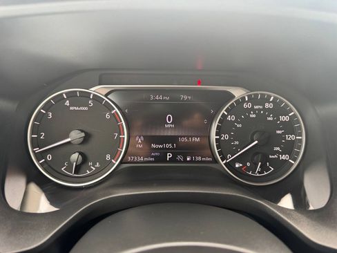 Used 2024 Nissan Rogue S AWD/4WD image 20