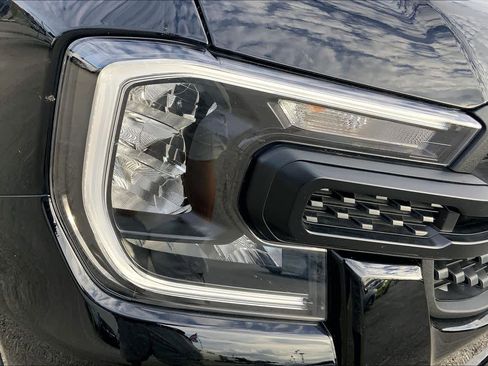 Used 2025 Ford Ranger XL RWD image 28