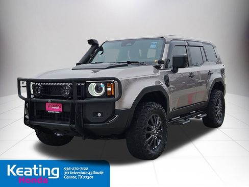 Used 2024 Toyota Land Cruiser Base image 4