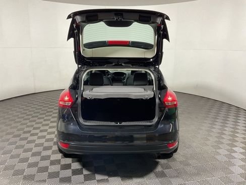 Used 2018 Ford Focus SE image 12