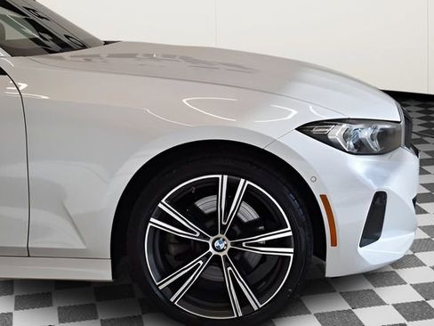 Used 2023 BMW 330i xDrive Sedan w/ Premium Package AWD/4WD image 13