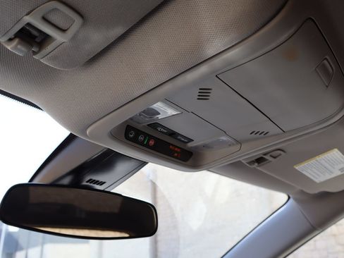 Used 2025 Chevrolet Blazer LT FWD image 24