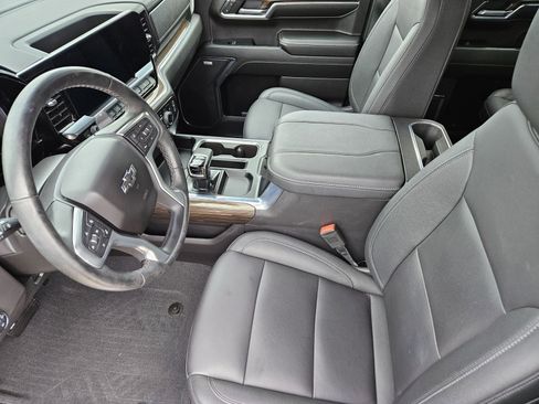 Used 2024 Chevrolet Silverado 1500 LT Trail Boss w/ LT Trail Boss Premium Package image 18