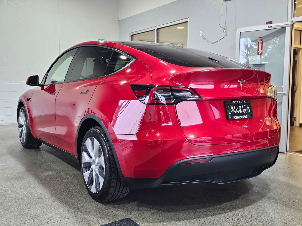 Used 2023 Tesla Model Y Long Range AWD/4WD image 7