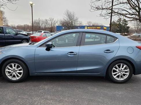Used 2015 MAZDA MAZDA3 i Grand Touring image 3