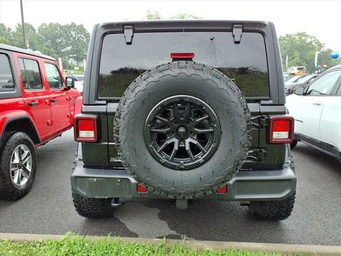 Used 2023 Jeep Wrangler Unlimited Sahara AWD/4WD image 8