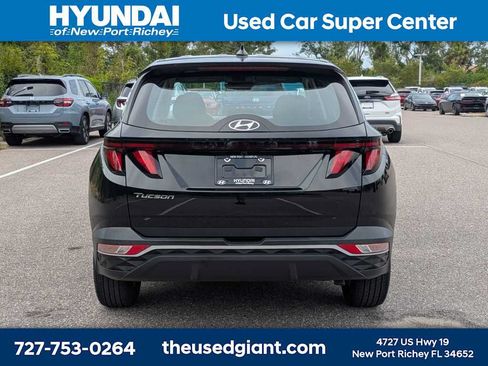 Certified 2024 Hyundai Tucson SE FWD image 4