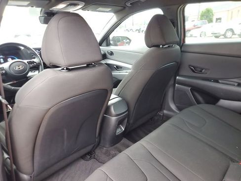 Used 2025 Hyundai Elantra Sport FWD image 8