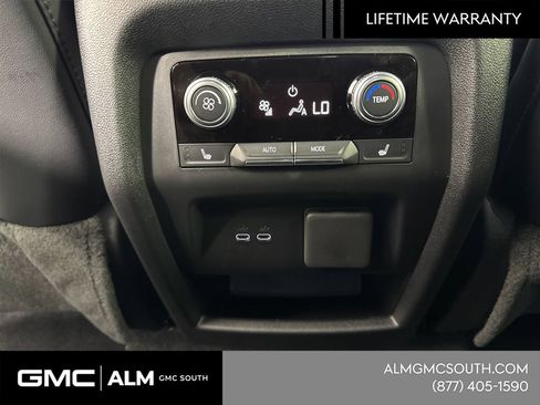 New 2026 GMC Acadia Elevation w/ Elevation Premium Package FWD image 24