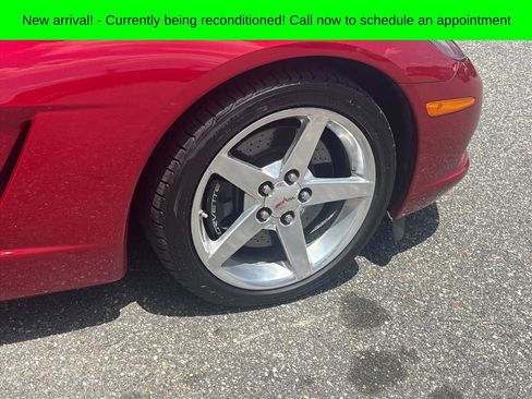 Used 2005 Chevrolet Corvette Convertible w/ Preferred Equipment Group RWD image 28