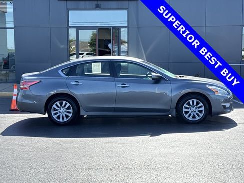 Used 2015 Nissan Altima 2.5 S w/ Power Driver Seat Package FWD image 2