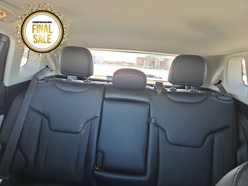 Used 2022 Jeep Compass Limited w/ Elite Group image 17