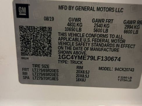 Used 2020 Chevrolet Silverado 2500 Custom w/ Custom Value Package image 13