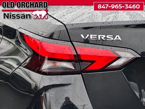 Used 2025 Nissan Versa S image 9