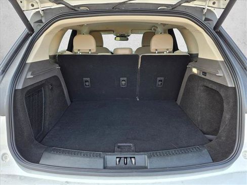 Used 2021 Lincoln Corsair FWD w/ Convenience Package image 6
