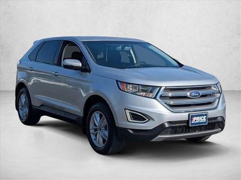Used 2017 Ford Edge SEL image 3