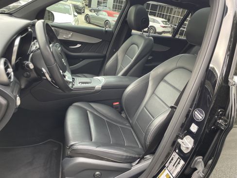 Used 2020 Mercedes-Benz GLC 300 image 22