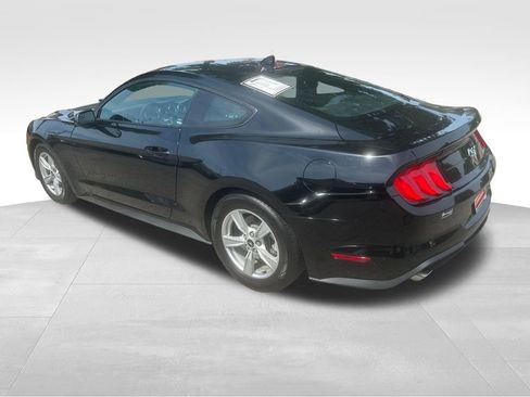 Used 2020 Ford Mustang Coupe RWD image 18