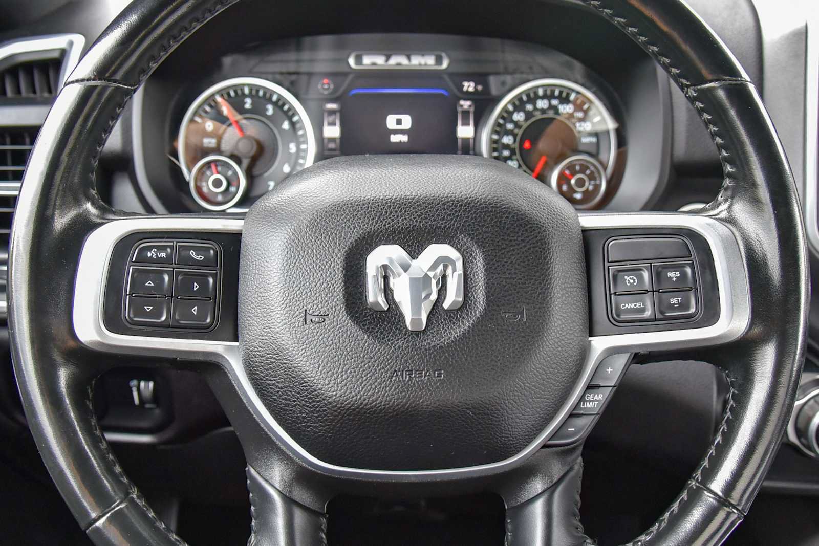 Certified 2022 RAM 3500 Big Horn w/ Level C Equiment Group AWD/4WD image 17
