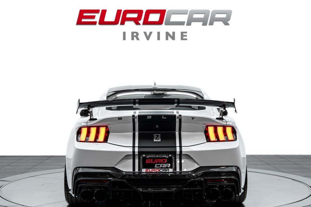 Used 2025 Ford Mustang Shelby GT500 w/ GT Performance Package RWD image 4