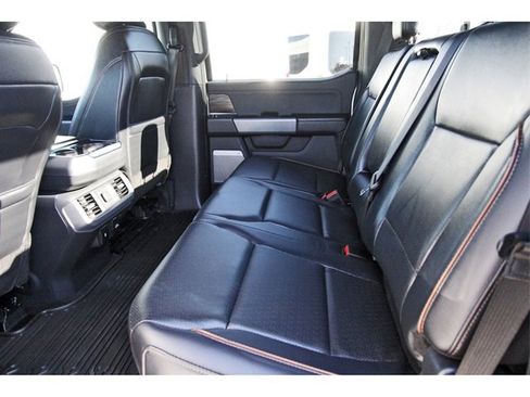 Used 2025 Ford F150 Lariat w/ Equipment Group 501A Mid image 12