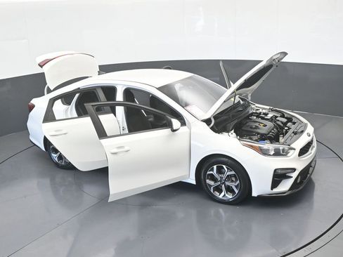 Used 2019 Kia Forte LXS image 65