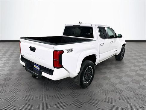 Certified 2024 Toyota Tacoma TRD Sport w/ TRD Sport Upgrade Package AWD/4WD image 7