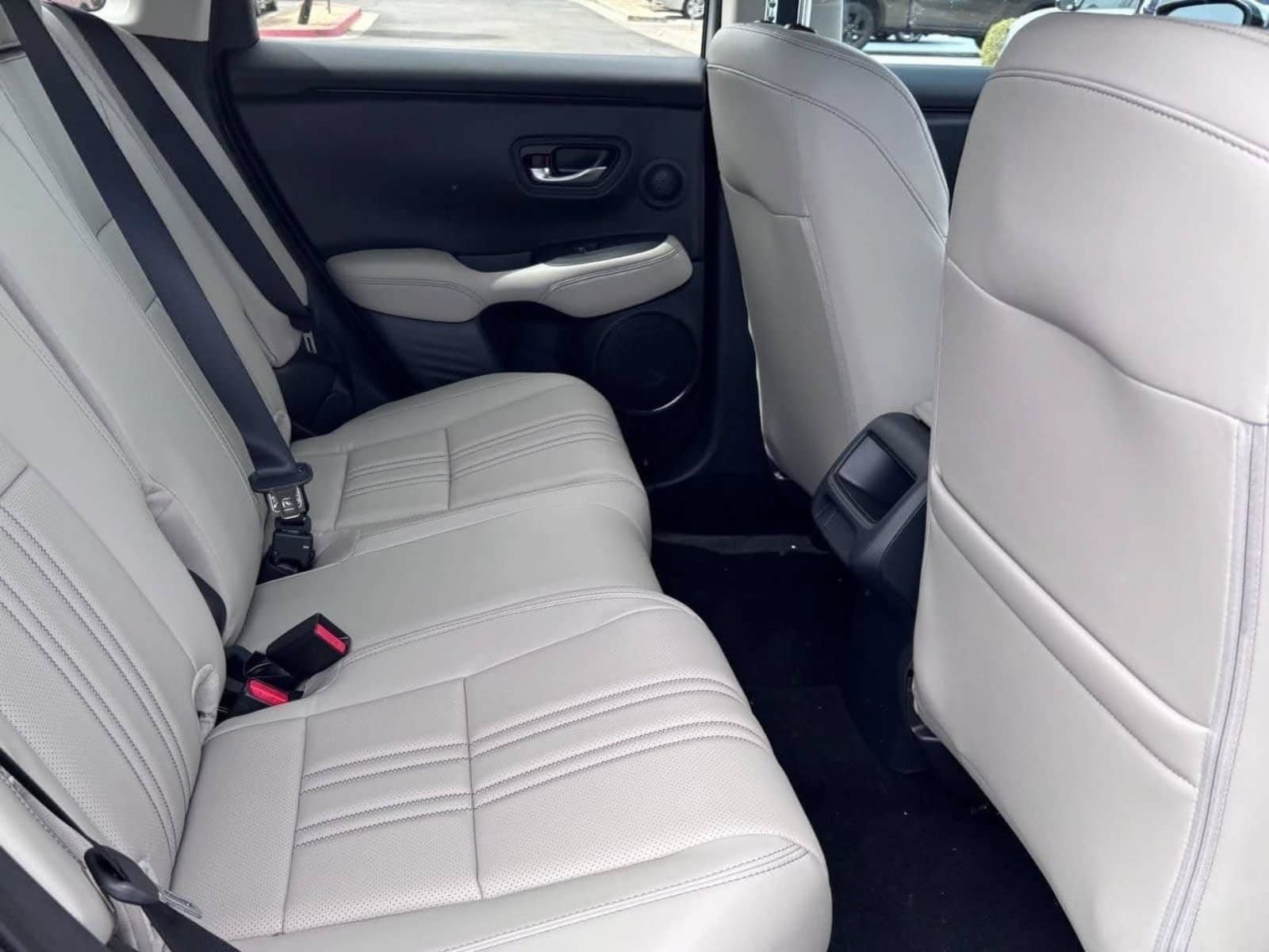 New 2027 Honda HR-V EX-L image 13