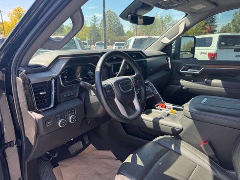 Used 2024 GMC Sierra 3500 Denali w/ Denali Reserve Package AWD/4WD image 11