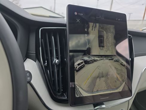 New 2026 Volvo XC60 T8 Ultra w/ Protection Package Premier image 33