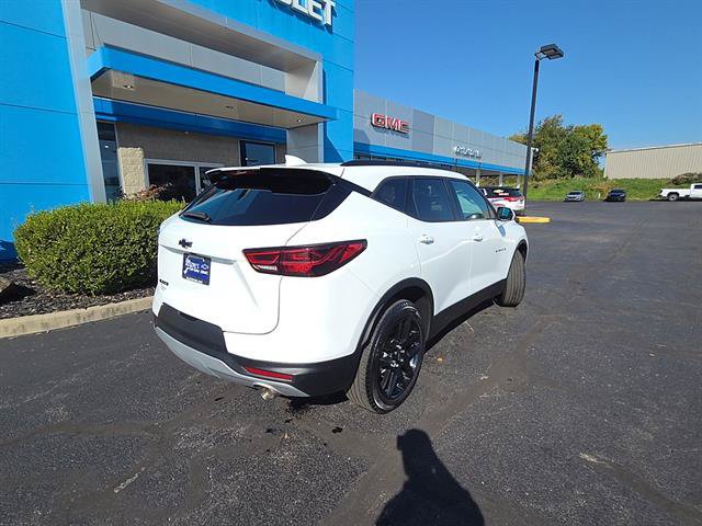 Used 2024 Chevrolet Blazer LT w/ Convenience Package FWD image 5