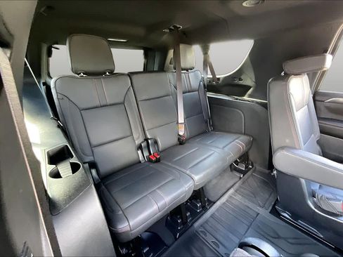 Used 2024 Chevrolet Suburban RST w/ Luxury Package AWD/4WD image 35