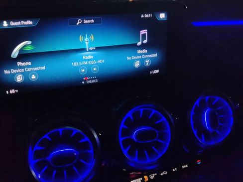 Used 2021 Mercedes-Benz GLA 35 AMG 4MATIC image 41