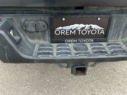 Used 2019 Toyota Tacoma TRD Off-Road image 18