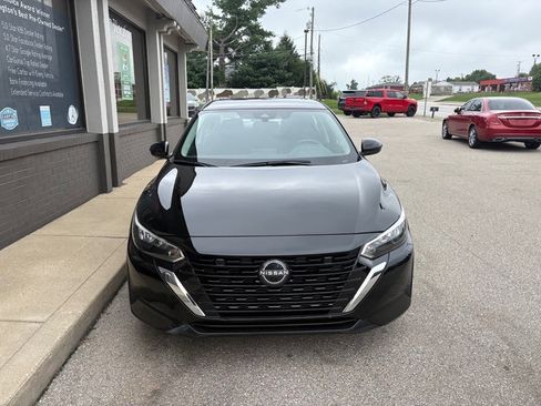 Used 2024 Nissan Sentra S FWD image 8