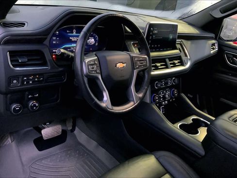 Used 2022 Chevrolet Tahoe LT w/ Luxury Package image 17