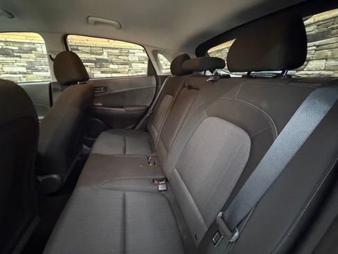 Certified 2023 Hyundai Kona SEL AWD/4WD image 31